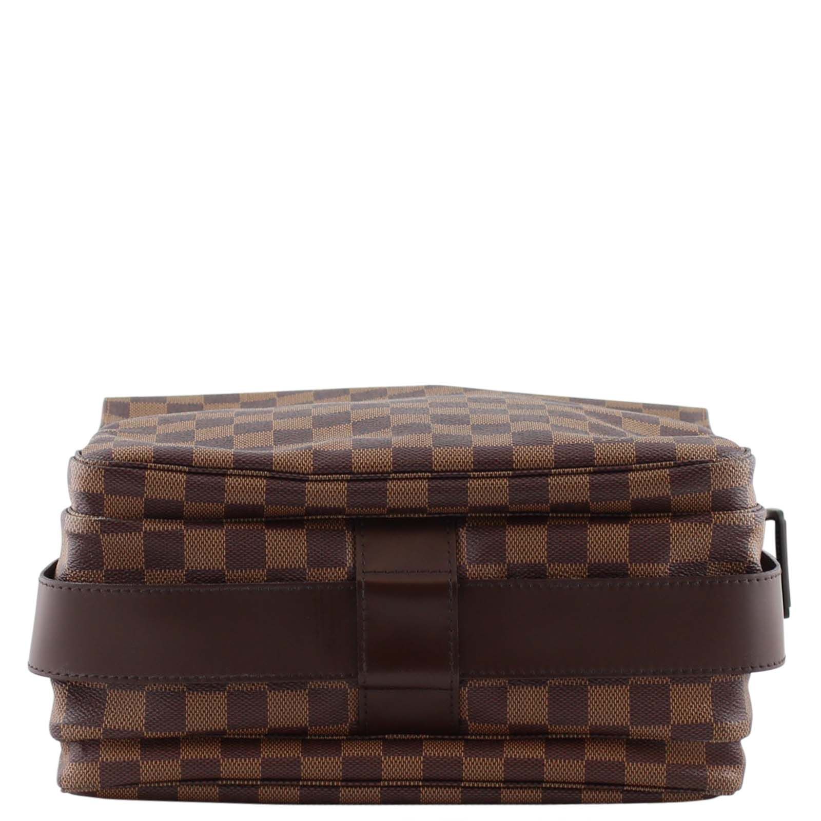 Louis Vuitton Naviglio Messenger Damier Ebene