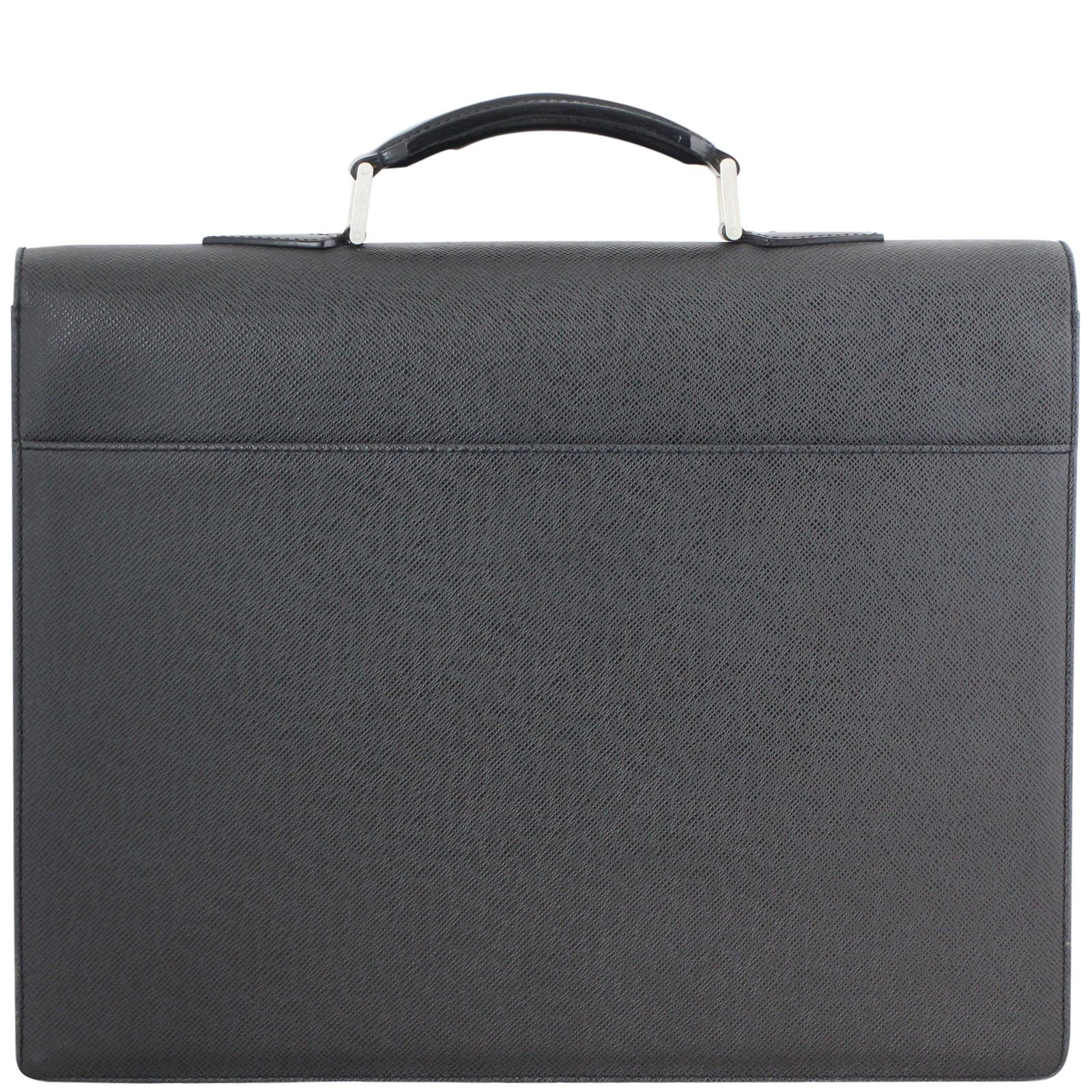 Louis Vuitton Taiga Robusto 2 Briefcase