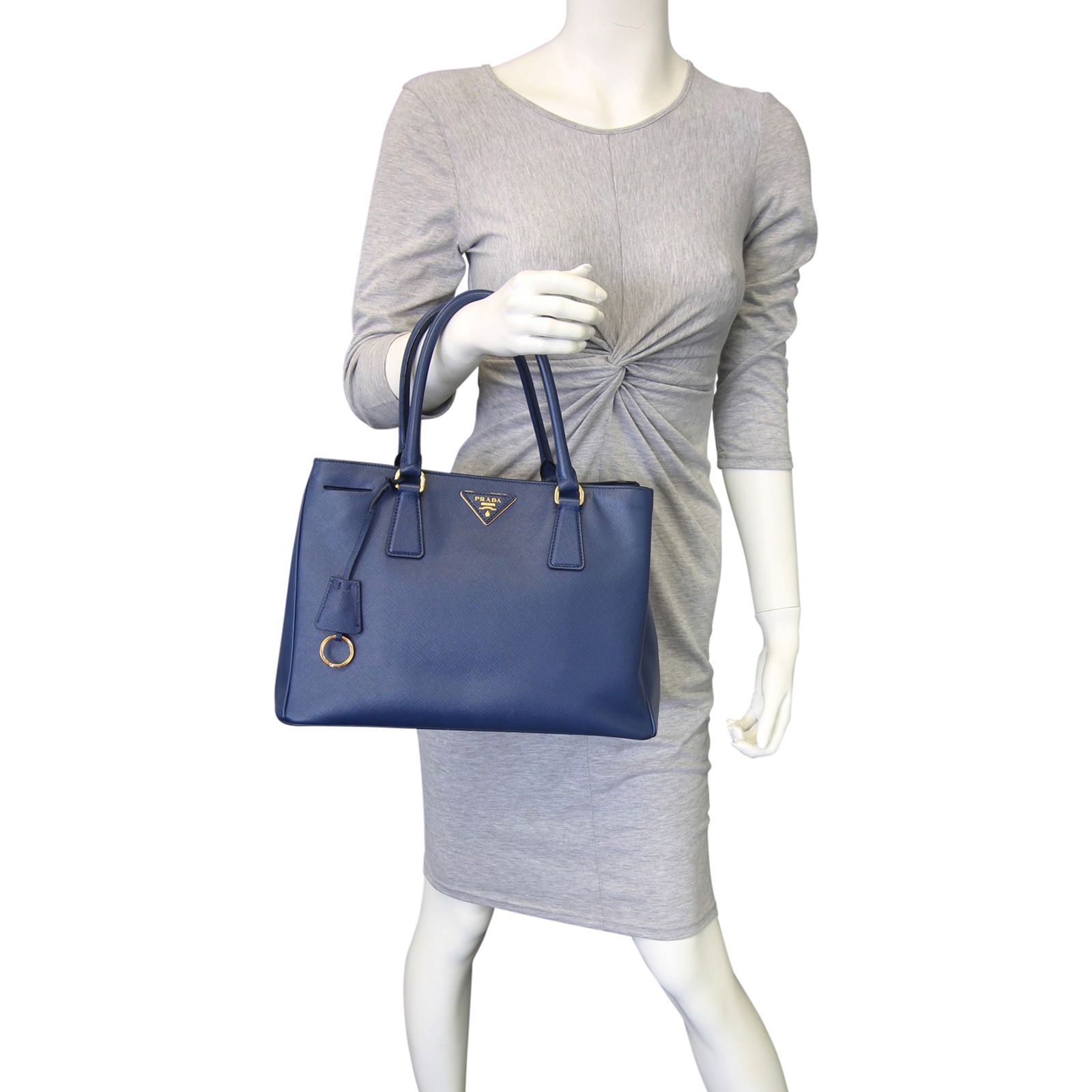 Prada bluette saffiano hotsell