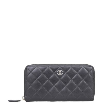 Chanel Classic Zipped Wallet Front