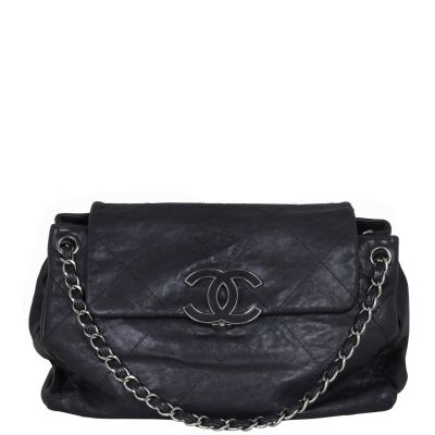 Chanel Hamptons CC Flap Bag Front with Strap