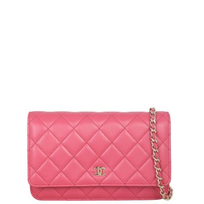 Chanel Classic Wallet on Chain 