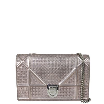 Dior Diorama Wallet on Chain Micro-cannage Front 