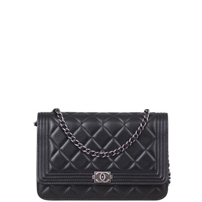 Chanel Boy Wallet on Chain front chain