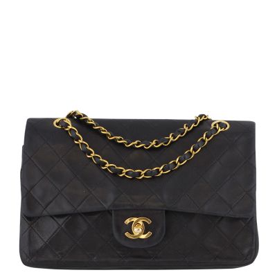 Chanel Vintage Classic Double Flap Medium front