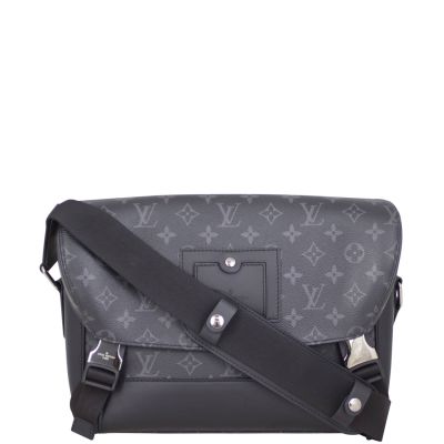 Louis Vuitton Messenger PM Voyager Monogram Eclipse Front Strap