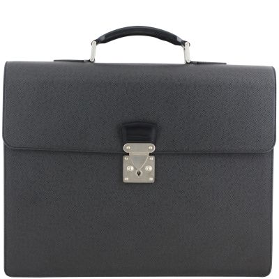 Louis Vuitton Taiga Robusto 2 Briefcase Front