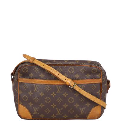 Louis Vuitton Trocadero 27 Monogram Strap